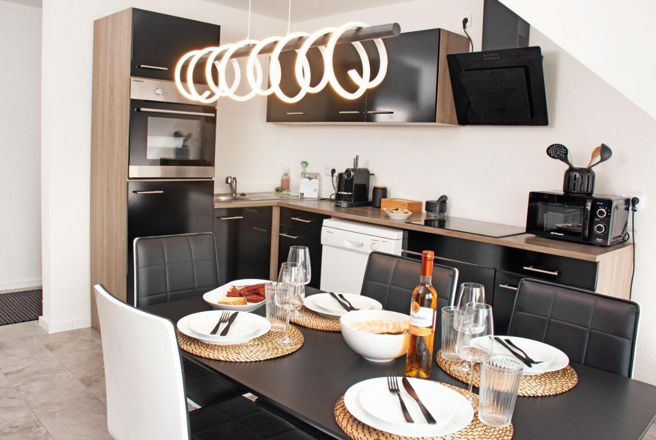Modernes 80 Qm Apartment Mit Balkon Und Innenstadtnah Lorrach Exterior photo